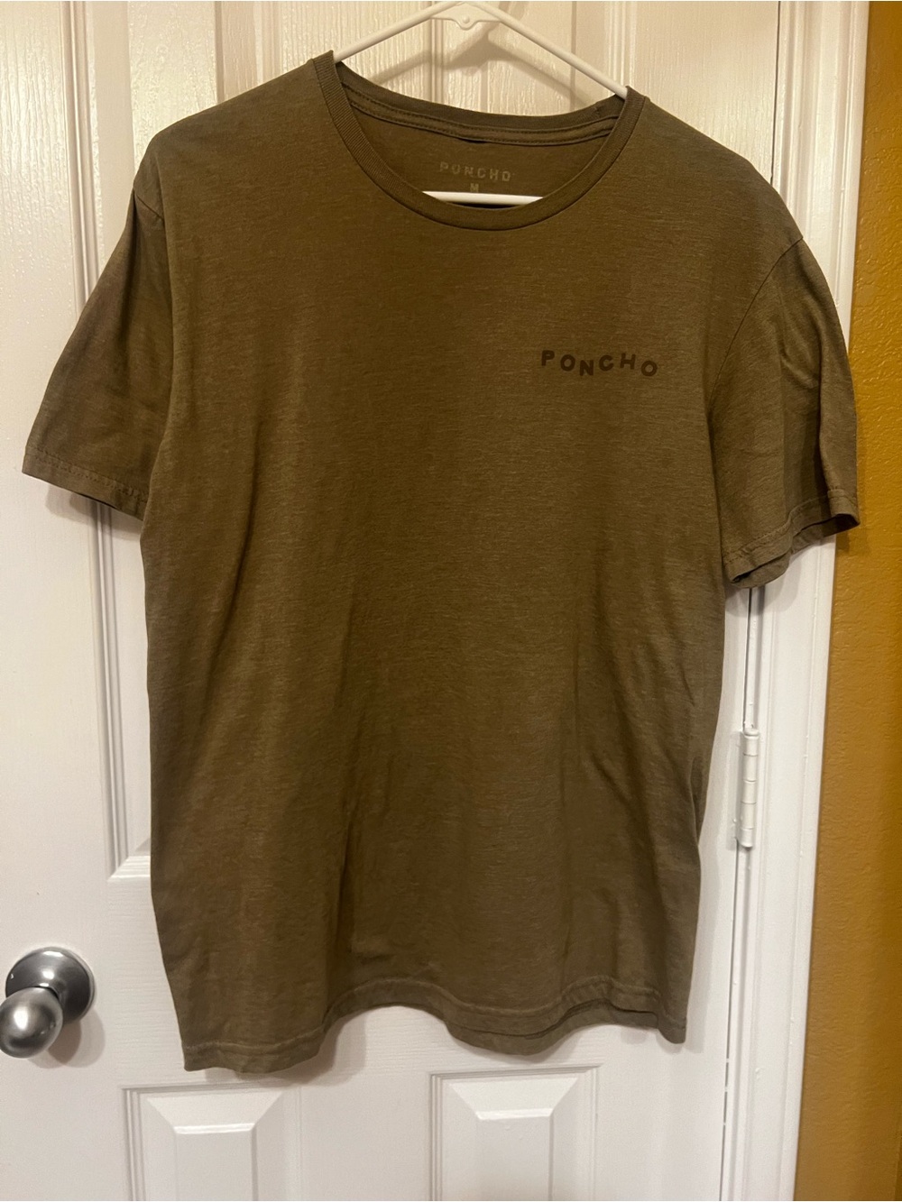 Poncho Men's Crewneck Fox Graphic T-Shirt in Olive Green, Size M